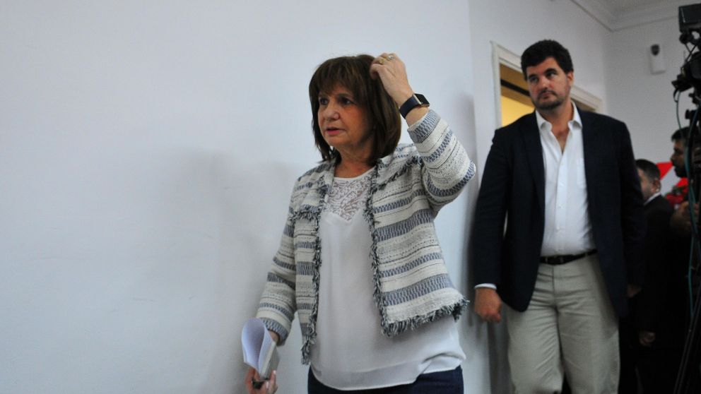 Bullrich volvió a defender el reglamento para el uso de armas de fuego