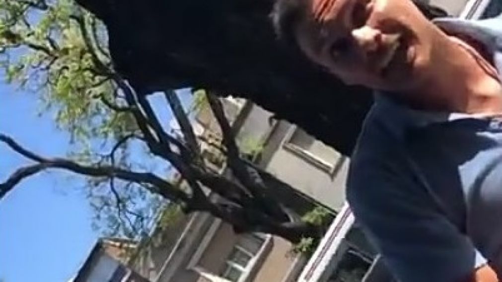 Este es el hombre hostigó a la joven.