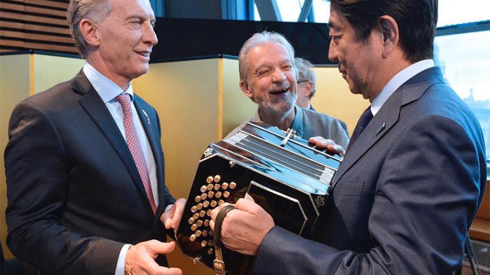 Macri junto a su par japon�s tras el G20. (@mauriciomacri)