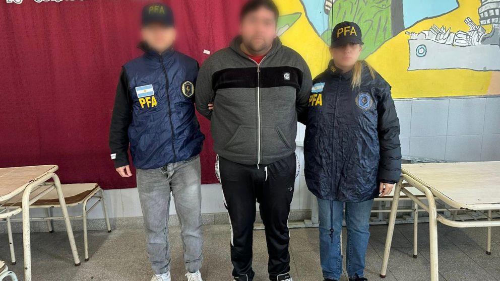 Estaba pr�fugo por un robo, fue a votar en Lomas de Zamora y lo detuvieron.