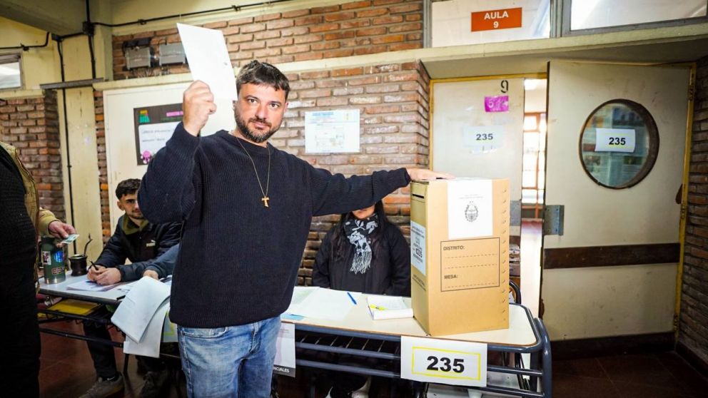 Juan Grabois votó en Vicente López.