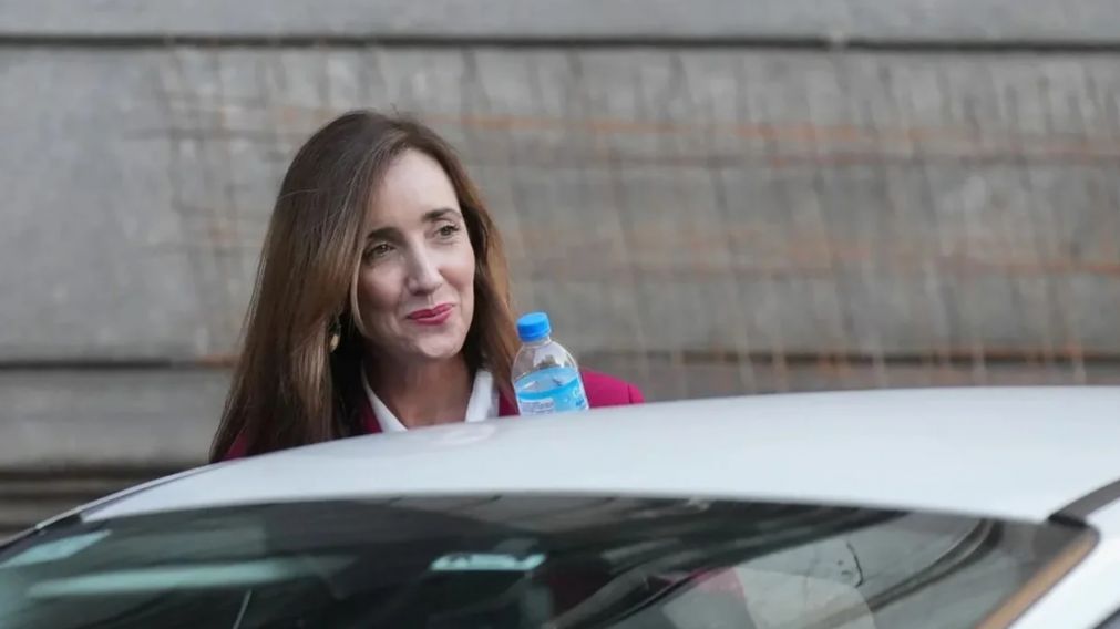 Victoria Villarruel tuvo un paso fugaz por el Colegio Cristo Rey de Tres de Febrero.
