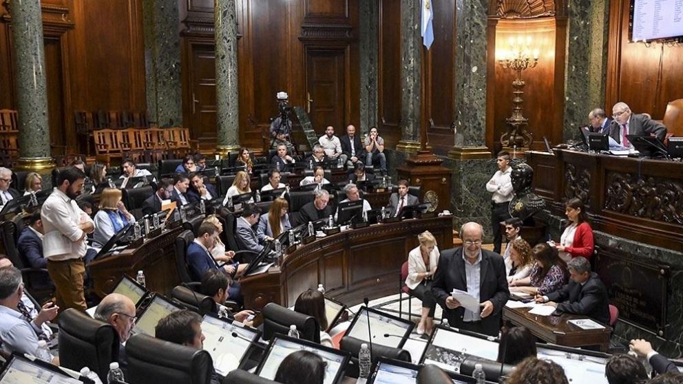 El Presupuesto 2019 destinará el 51% de los ingresos a "servicios sociales" .