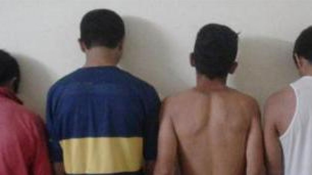 Estos son los cuatro detenidos por el ataque a madre e hija. (elliberal.com.ar)
