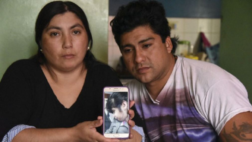Los padres de la menor fallecida, no creen en las explicaciones y exigen justicia.