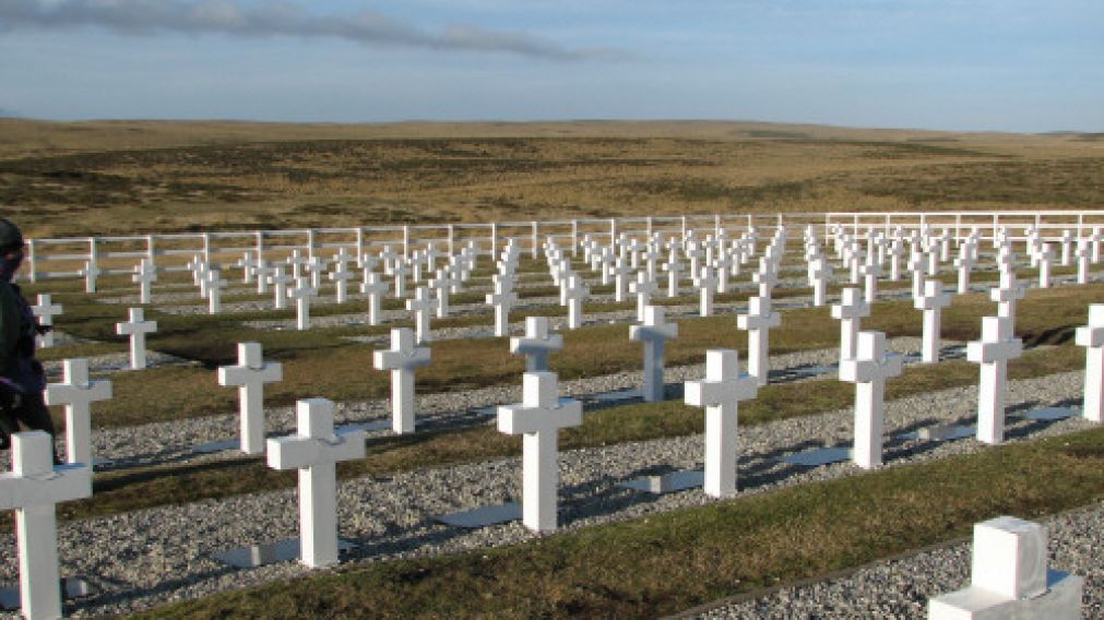 Cementerio de Darwin, donde descansan nuestros h�roes.