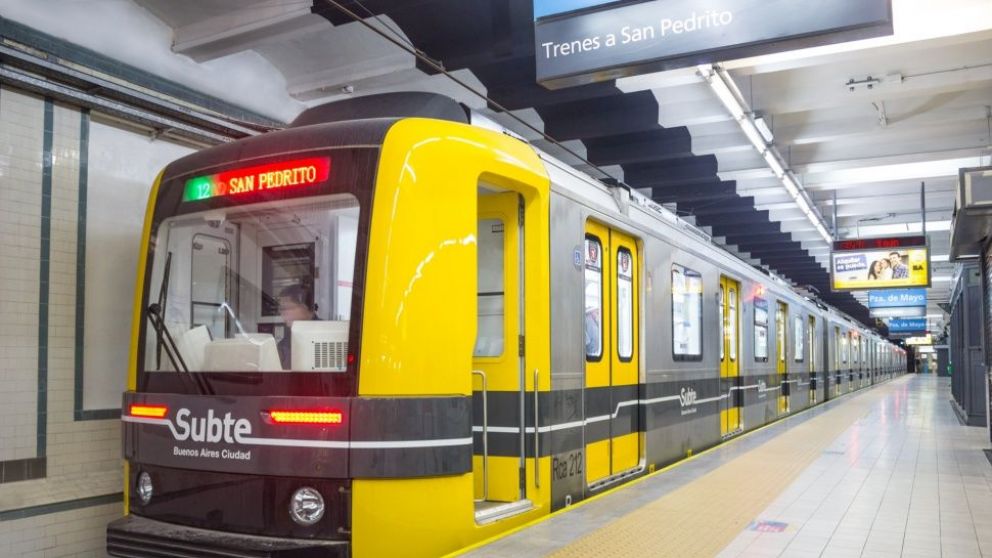 El subte, cada vez más caro.