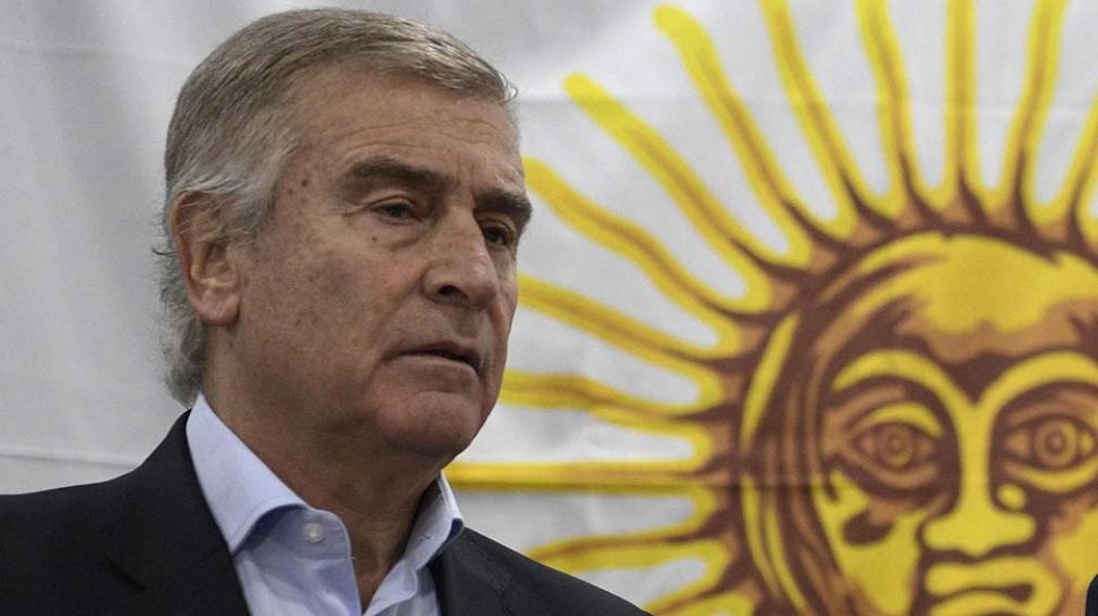 Aguad. El ministro insistió en la imposibilidad de reflotar el submarino. (AFP)