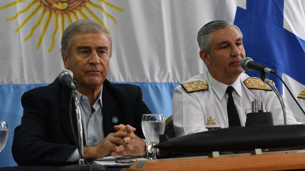 Aguas cree que "el submarino debe estar en condiciones de mucha fragilidad".