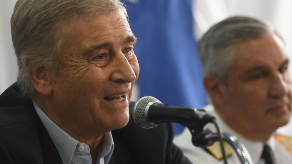 Las autoridades de la fuerza armada hablaron en conferencia de prensa. (Crónica / Ruben Paredes).