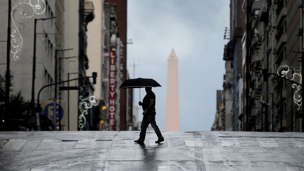Confirmado: hay alerta naranja y amarilla por tormentas fuertes y calor en Buenos Aires y 20 provincias
