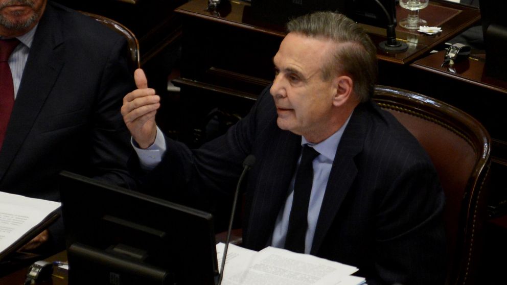 Pichetto. Dio el visto bueno al proyecto del oficialismo. (Hernán Nersesian-Crónica-Archivo)