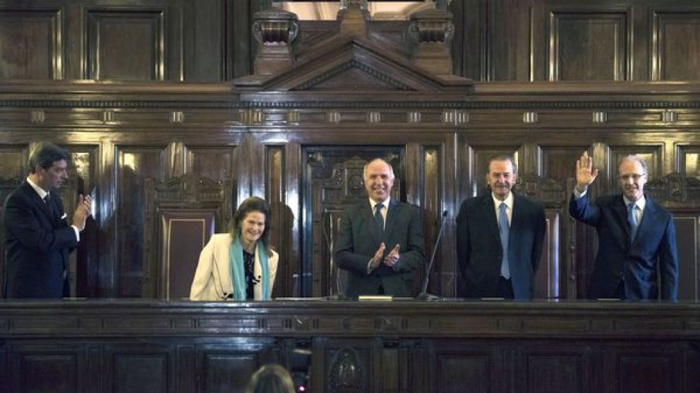Es la primera vez que se publica un calendario de definiciones.