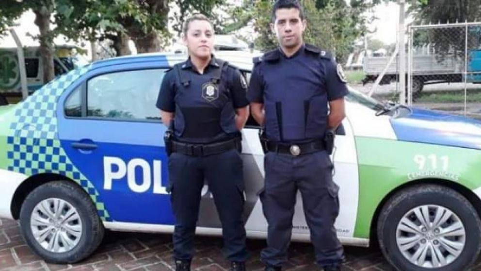 Emilce Iramain y Gonzalo González, los atentos agentes involucrados.