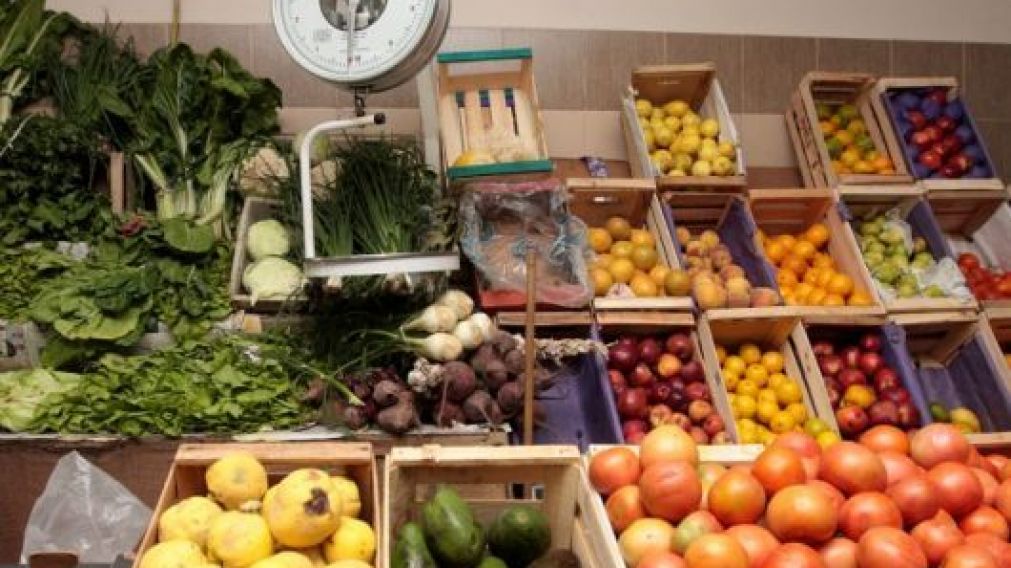 El tomate, la papa y el resto de las verduras y frutas subieron considerablemente.