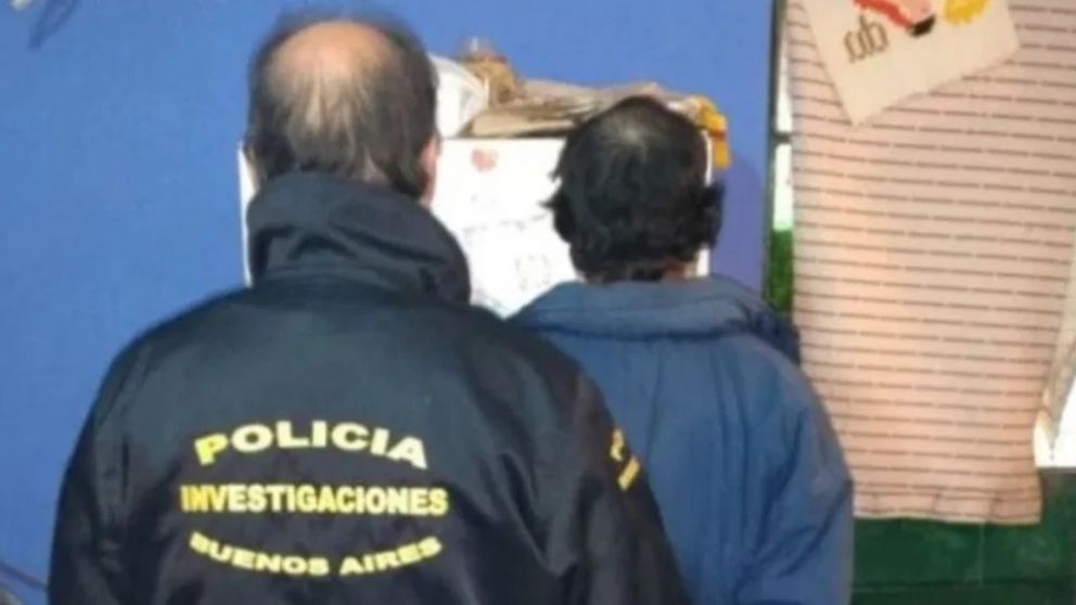 Este es el sujeto que result� aprehendido por los investigadores policiales.