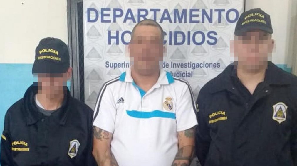 El hombre de formar parte de la organizaci�n delictiva que ped�a coimas en los puestos de la feria.