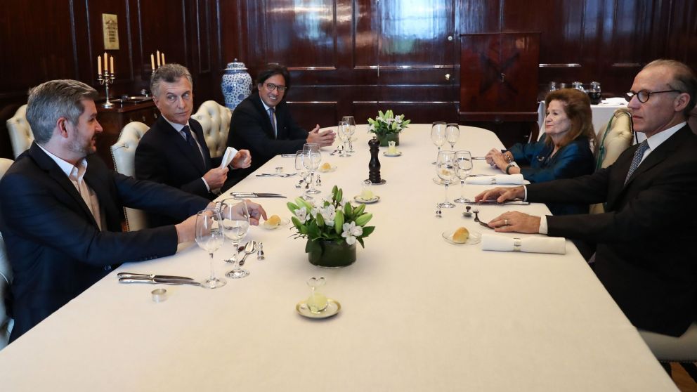 Mauricio Macri almorzó junto a Elena Highton de Nolasco y Carlos Rosenkrantz.