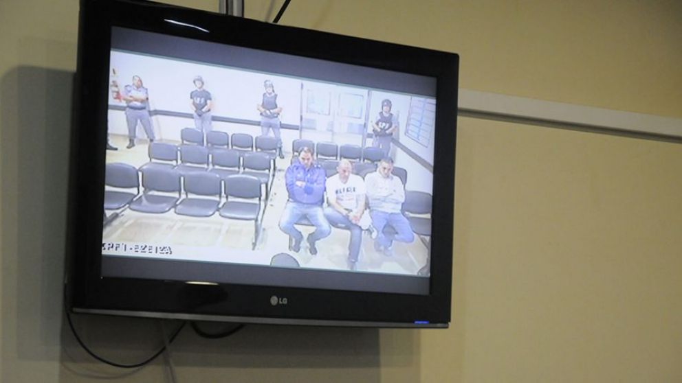 Los acusados siguieron el debate por videoconferencia desde el penal de Ezeiza.