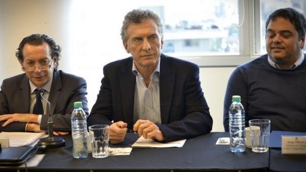 Tras los escándalos de corrupción, la continuidad del titular de la secretaría de Trabajo no está asegurada.