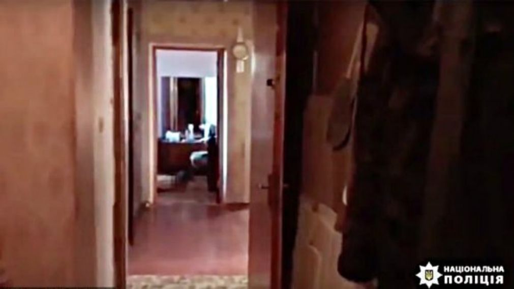 El departamento de los hombres guardaba un horroroso secreto.