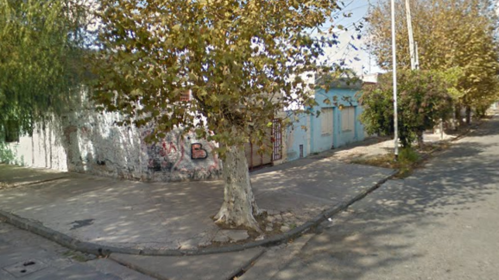 En esta esquina abordaron al policía que realizaba tareas de inteligencia.