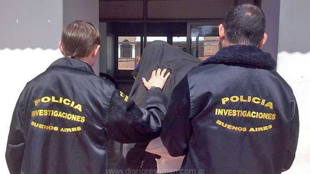 Así fue trasladado uno de los degenerados apresados por los investigadores policiales.