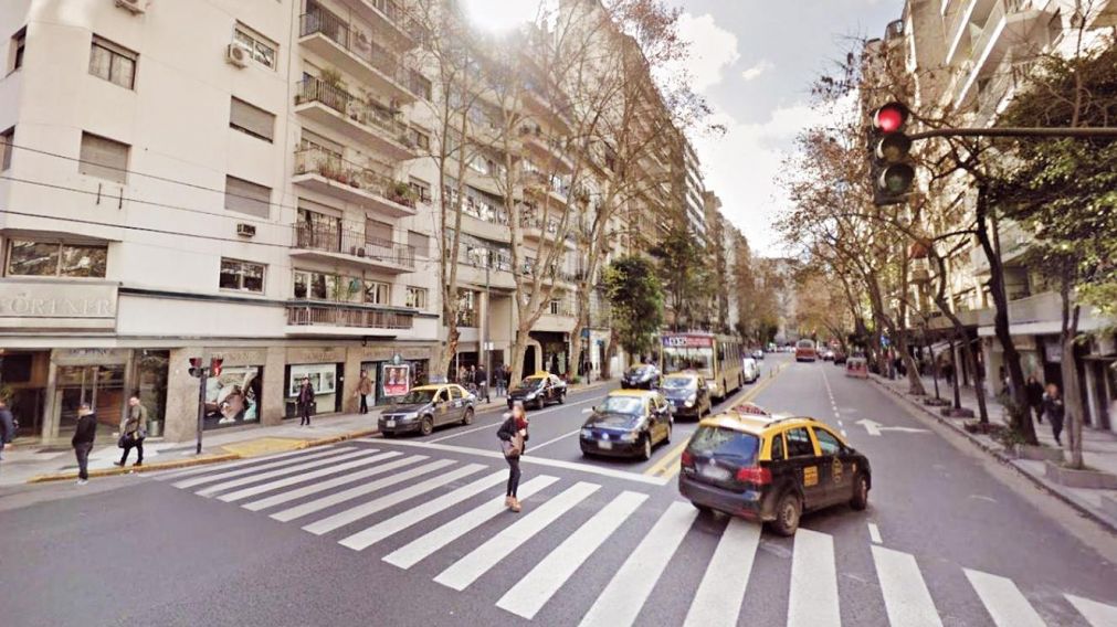 El trágico hecho ocurrió en un edificio de Pueyrredón al 1700.