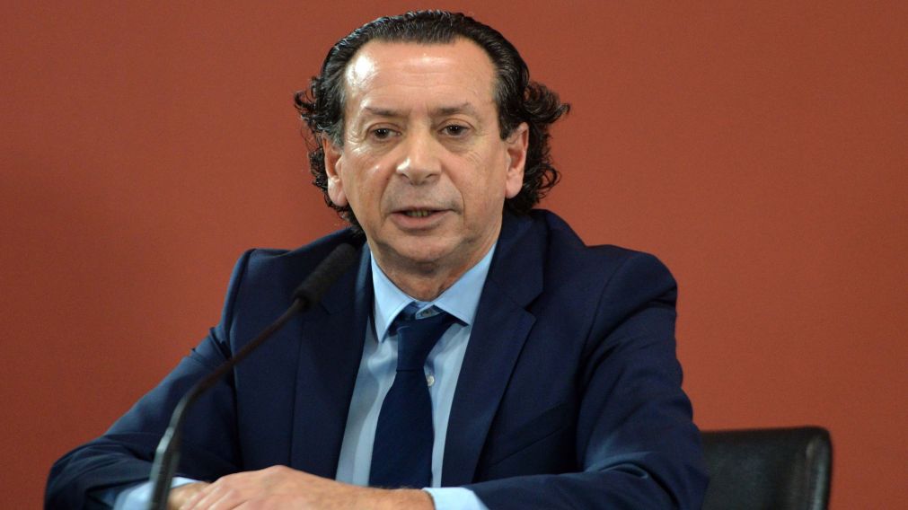 Dante Sica aseguró que dialoga con todos los dirigentes gremiales.
