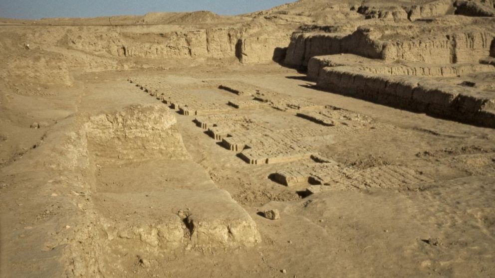 Uruk, la primera ciudad organizada por el Hombre.