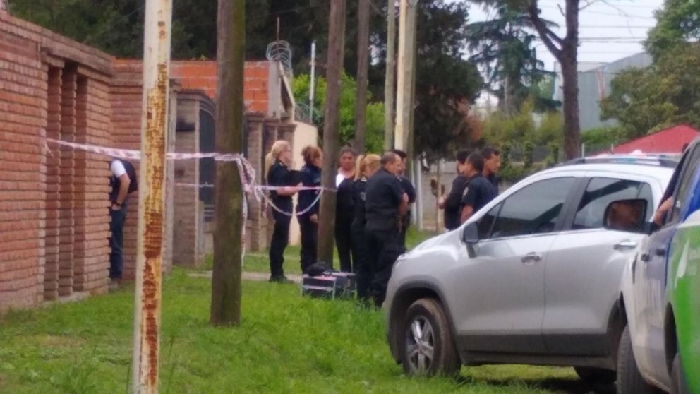 Ataron a abuelo a una silla, lo amordazaron y lo mataron del susto