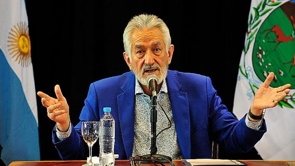El gobernador puntano apuntó contra sus legisladores.