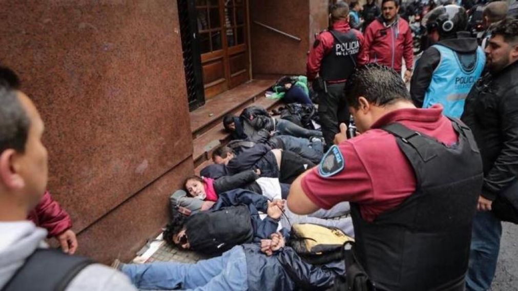 Al menos 26 detenidos por la nueva batalla del Congreso