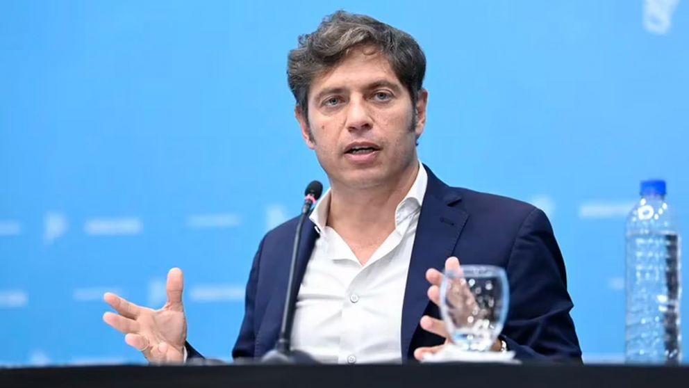Kicillof rechazó las denuncias de Milei al afirmar que "si la boleta de papel fuera un instrumento del fraude él no sería presidente”.