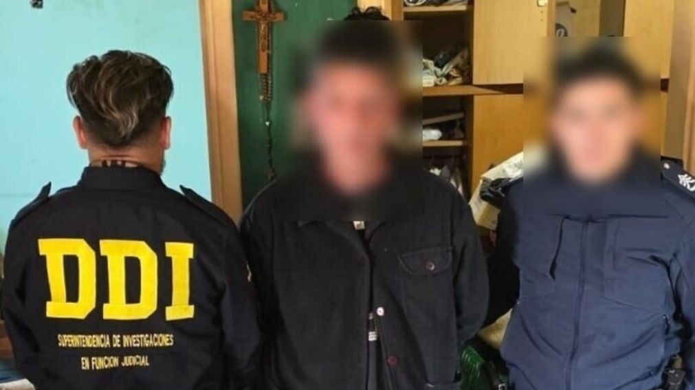 Este es el sujeto que resultó aprehendido por los investigadores policiales.