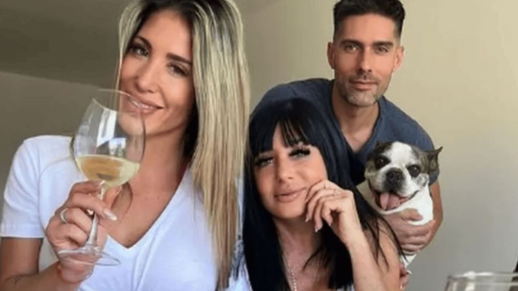 Ayelén Paleo, su madre y su hermano.