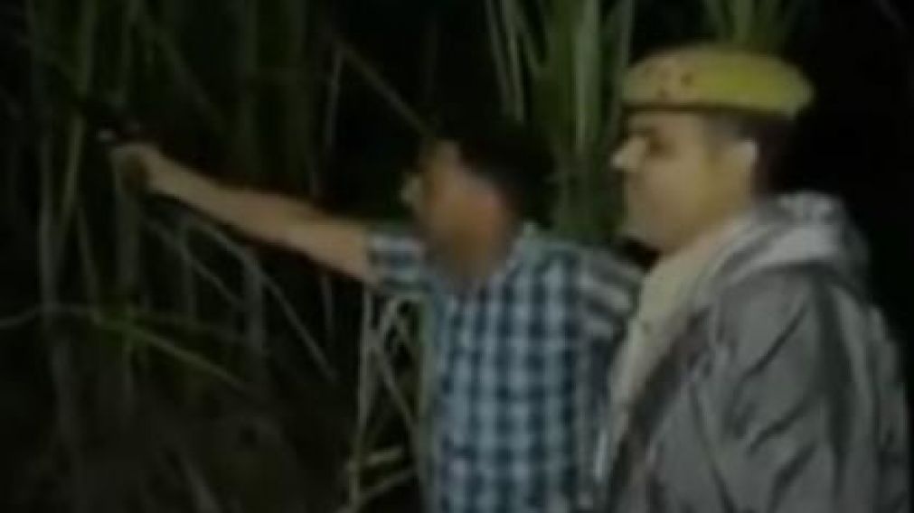 Policía "dispara" con la boca al atascarse su pistola