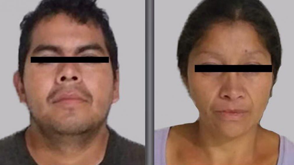 La pareja detenida y acusada por diferentes vecinos de la zona.