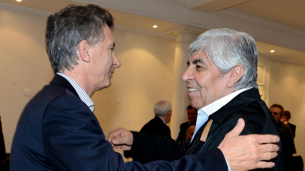 Tiempos de buena relación entre el Presidente y Hugo Moyano (Archivo).