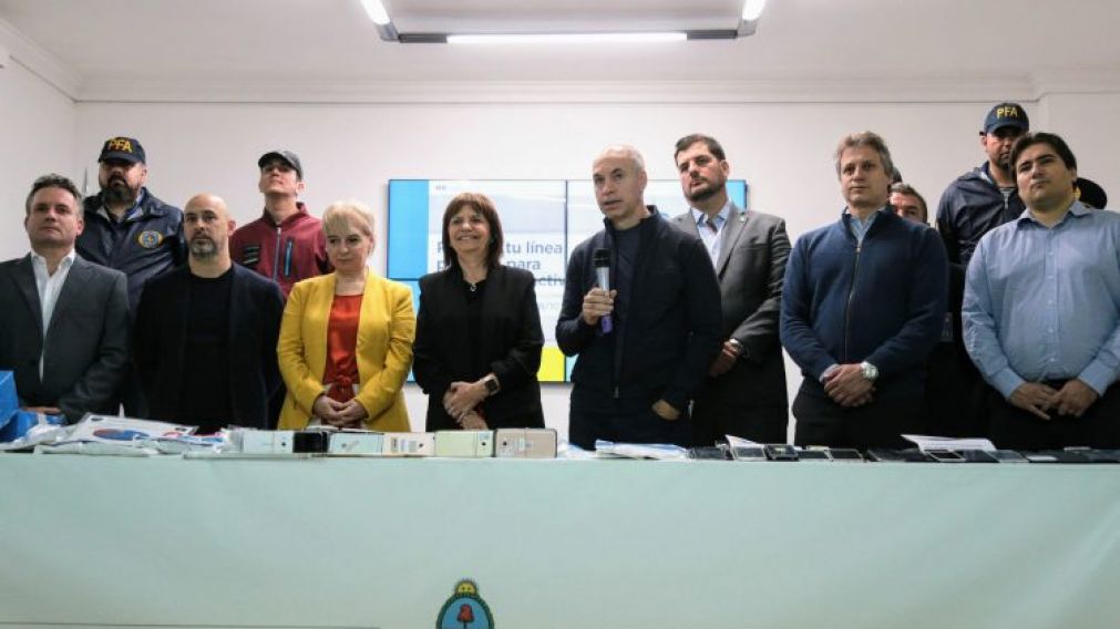 Giudice, Bullrich y Rodríguez Larreta, en la presentación del programa (Télam).
