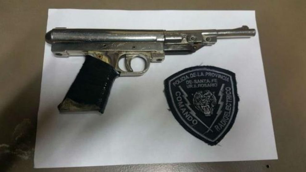 Fueron a "telo" para hacer un trío y acabaron detenidos