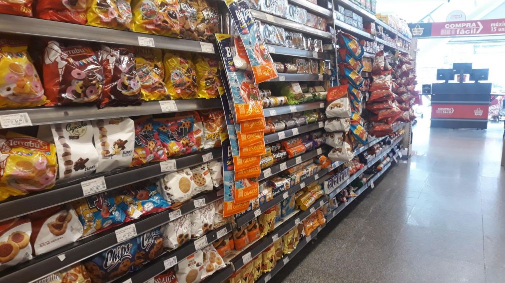 Hipermercados y comercio mayoristas, impactados por igual. 