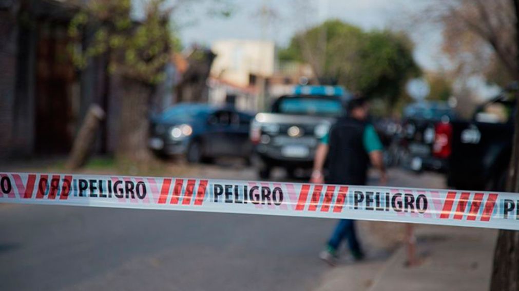 El cadáver de la mujer fue encontrado sobre las vías.