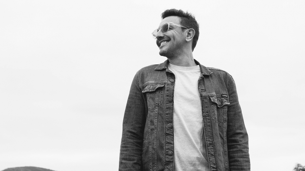 "As� bloqueo y silencio negacionistas con ganas": el nuevo tatuaje de Emiliano Brancciari en homenaje a las Madres y Abuelas