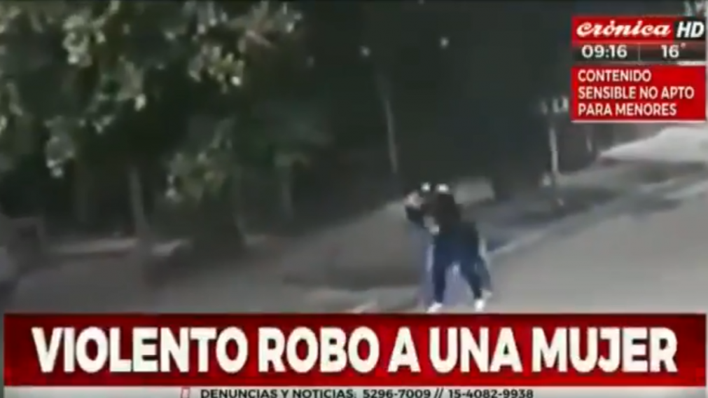 El hombre la atac� por la espalda (Captura de TV).