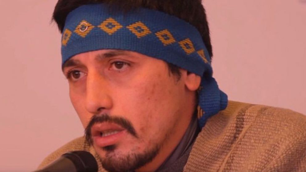 Facundo Jones Huala enfrenta juicio acusado por varios cargos.