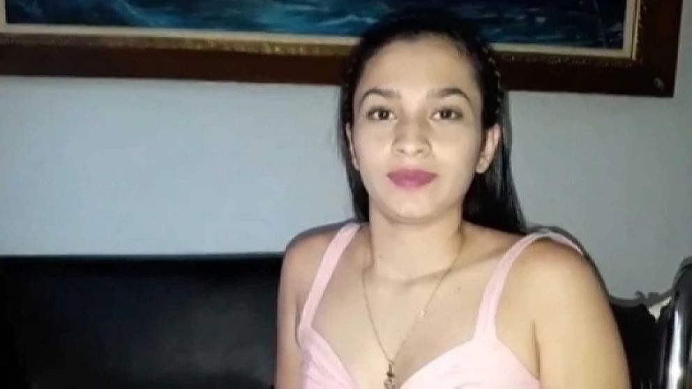 La joven sufri� una infecci�n que le hizo perder el embarazo y la movilidad de sus piernas.