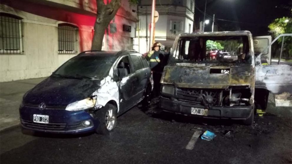 Kicillof: "Estacionaron la Traffic, se prendió fuego y los ocupantes se fueron"