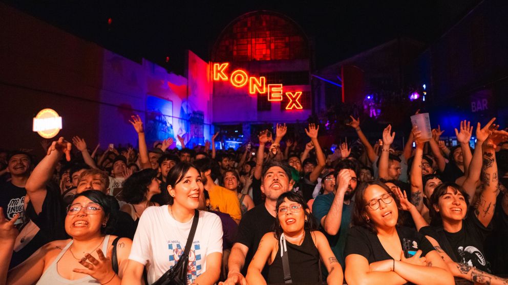 Parador Konex 2026: Santiago Motorizado, Juana Molina, La Vela Puerca y Estelares lideran el verano porteño