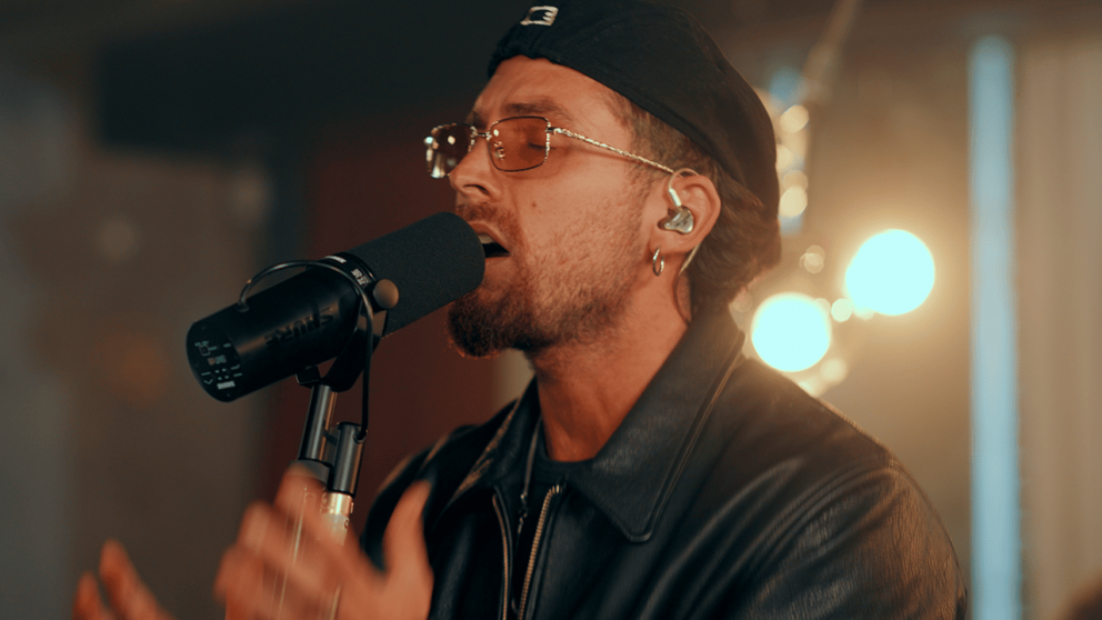 De Los Piojos a Fito P�ez: Maxi Esp�ndola le pone voz a los cl�sicos argentinos como regalo de Navidad